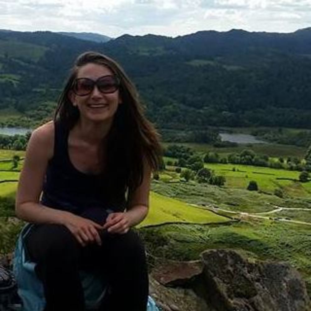 Meet your Posher, Becky